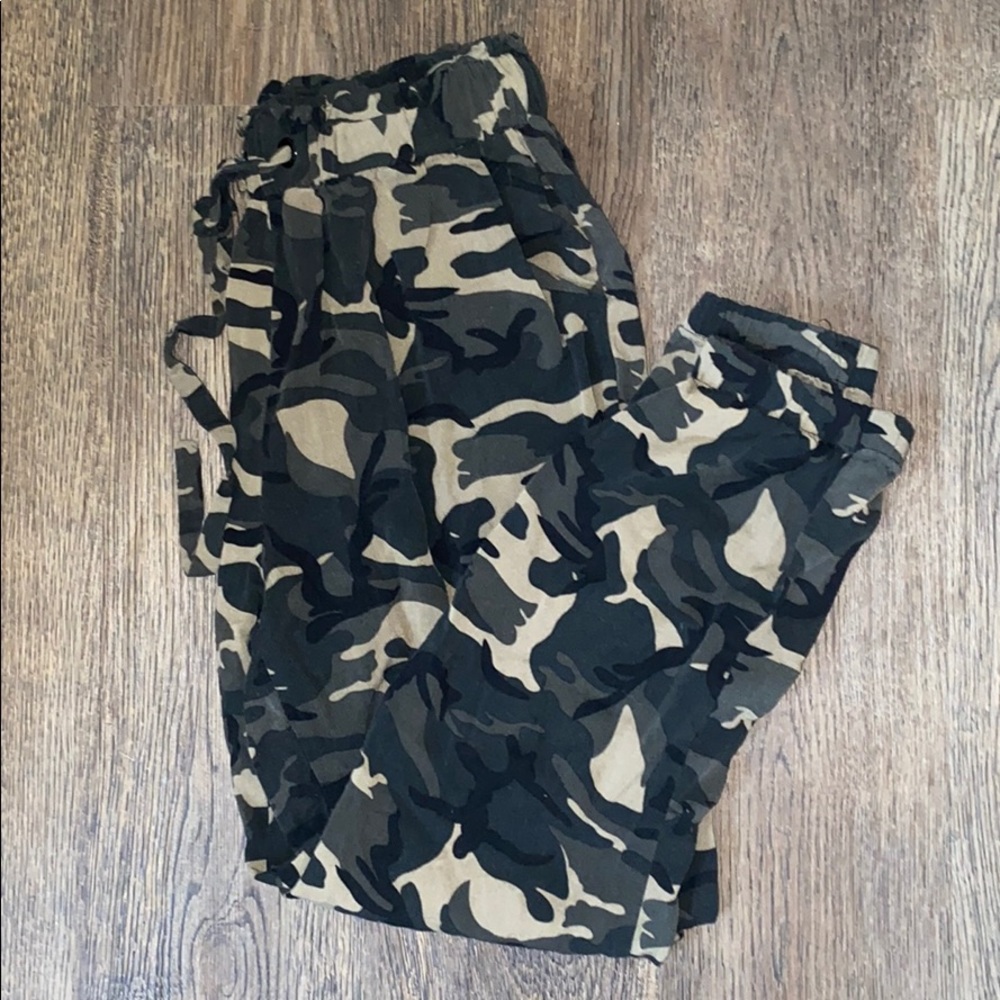 Camo Joggers, Shinestar